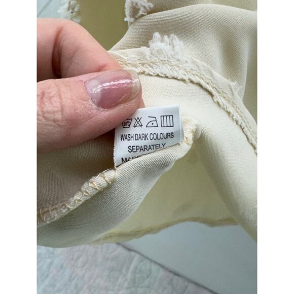 Cream 2XL women’s dotted button up long sleeve blouse - Picture 7 of 8